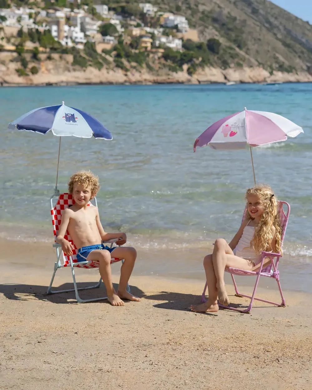 SILLA DE PLAYA CON SOMBRILLA HUSTON - FLAMINGUEO