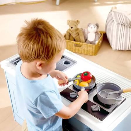 Deluxe Kitchen with Running Water HAPE